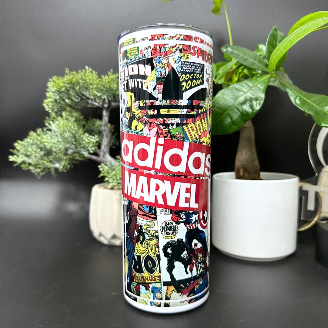 Kubek termiczny adidas marvel komiksowy
