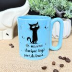 Kubek ile można słuchać tego pierdolenia... owal niebieski