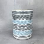 Kubek ile można słuchać tego pierdolenia (szlaczki) hit