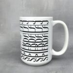 Kubek miłego dnia spierdalaj szlaczki biały