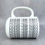 Kubek pojebie mnie zaraz szlaczki ukryty przekaz