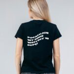 Koszulka pocałujcie wy mnie wszyscy w dupę! dla niej czarna