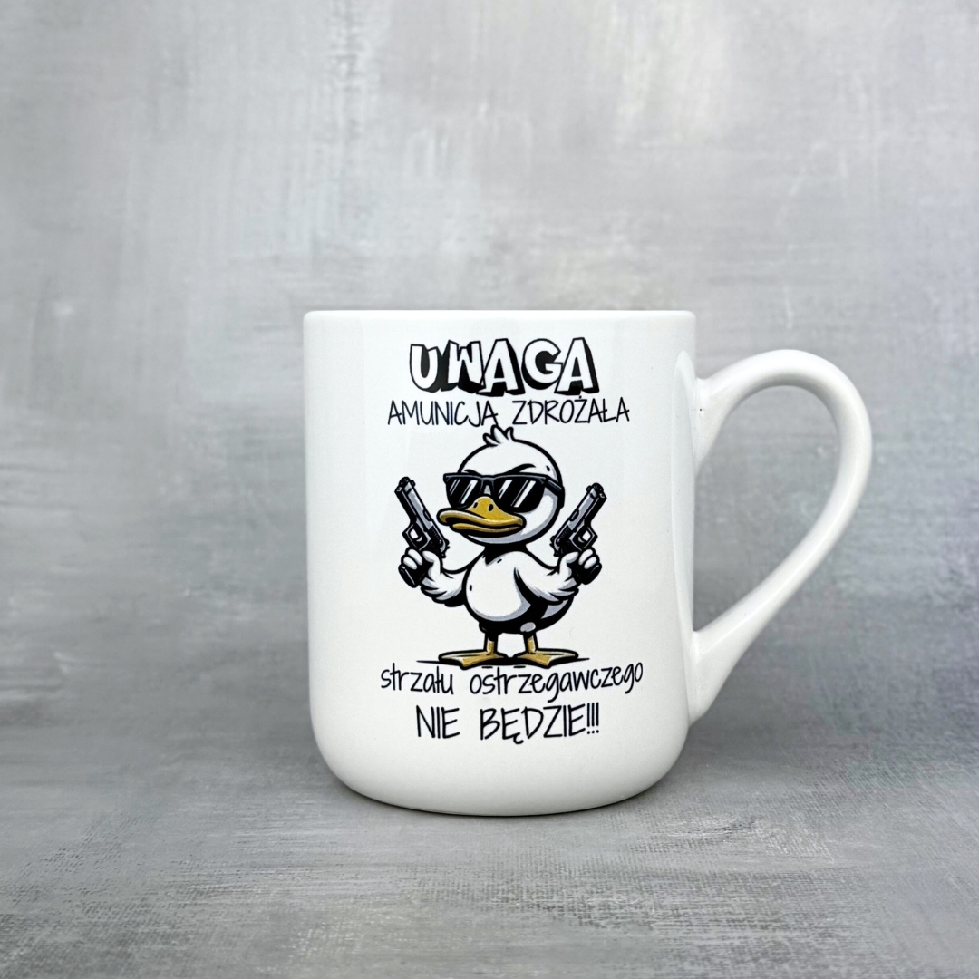 Kubek uwaga amunicja zdrożała strzału ostrzegawczego nie będzie