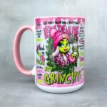 Kubek very demure - grinchy różowe ucho i środek